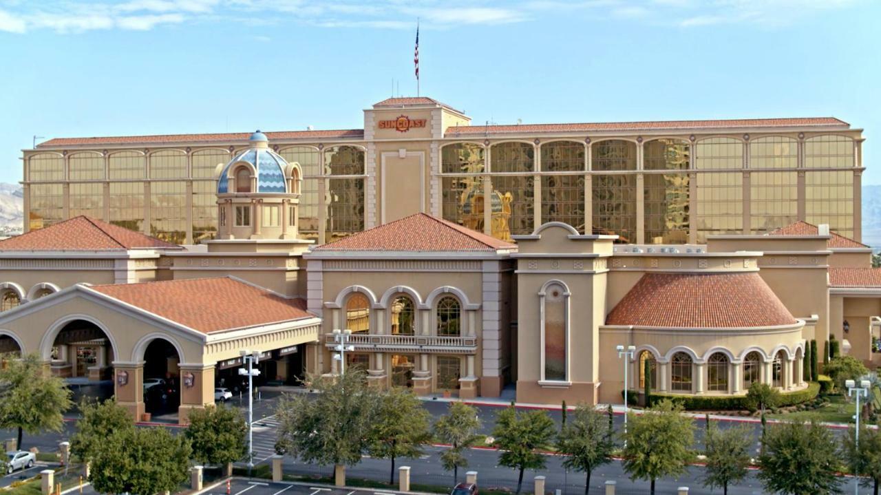 Suncoast Hotel And Casino Las Vegas Bagian luar foto