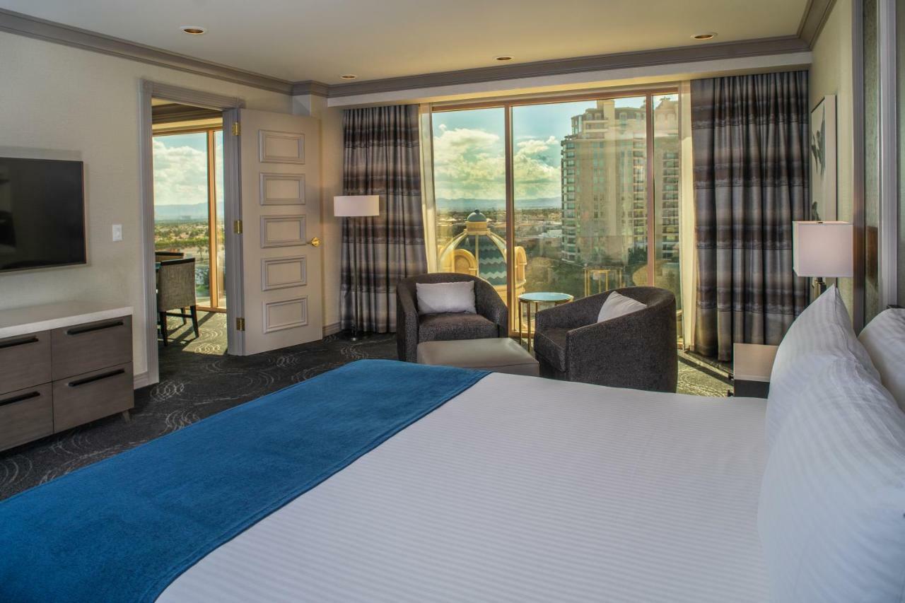 Suncoast Hotel And Casino Las Vegas Bagian luar foto
