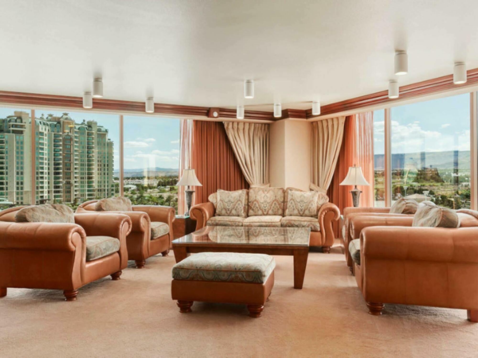 Suncoast Hotel And Casino Las Vegas Bagian luar foto